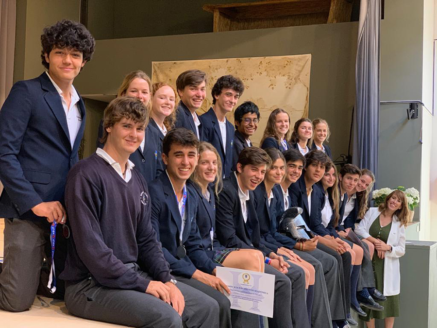Los alumnos recién graduados en una imagen del curso pasado