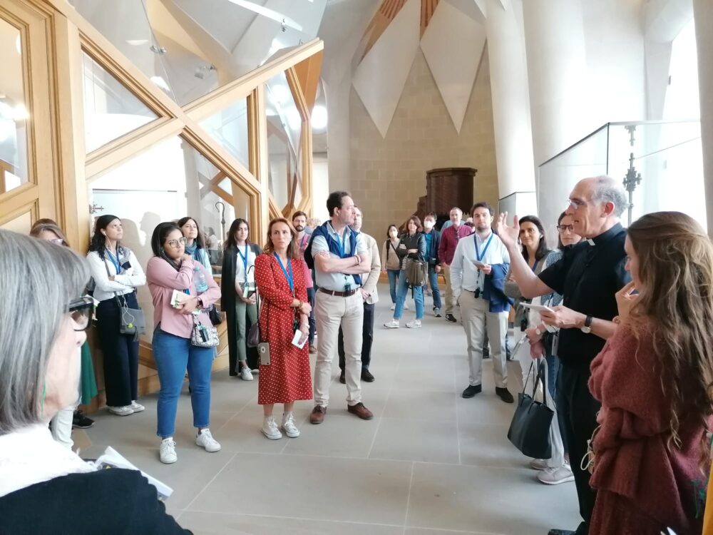 Nuria Piera retiro Laudato si en la Sagrada Familia