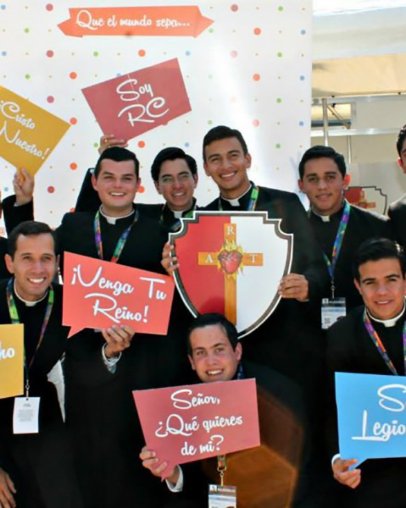 Jóvenes vocaciones de legionarios de Cristo